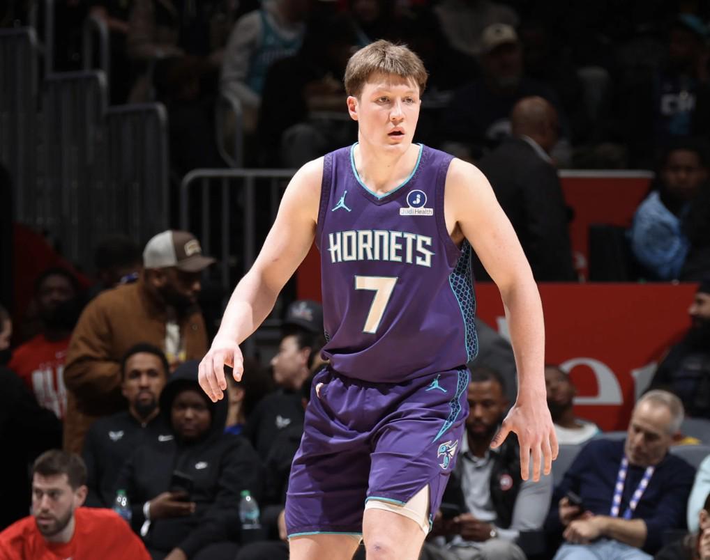 MK体育官方网站-NBA新一期新秀榜：克努佩尔反超弗拉格登顶榜首，埃奇库姆第三
