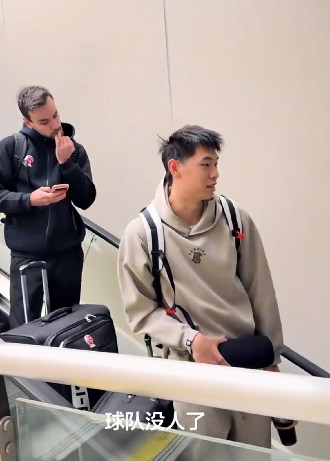 MK体育官方网站-广东今日早报！崔永熙吐槽球队没人，黄明依合同到期，萨林杰复出